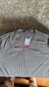 Charles Tyrwhitt Merino V-Neck Sweater - Gray